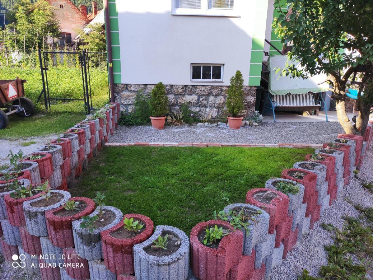 Apartman Lucky 5 Izbovy Rodinny Dom Buitenkant foto