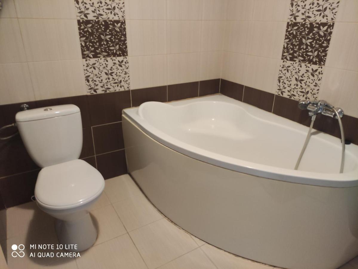 Apartman Lucky 5 Izbovy Rodinny Dom Buitenkant foto
