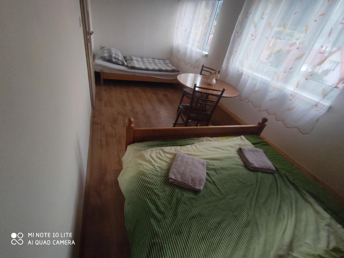 Apartman Lucky 5 Izbovy Rodinny Dom Buitenkant foto