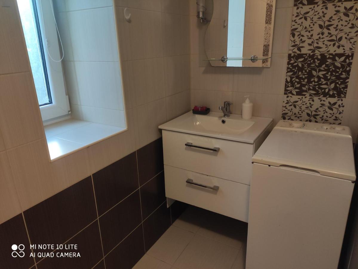 Apartman Lucky 5 Izbovy Rodinny Dom Buitenkant foto