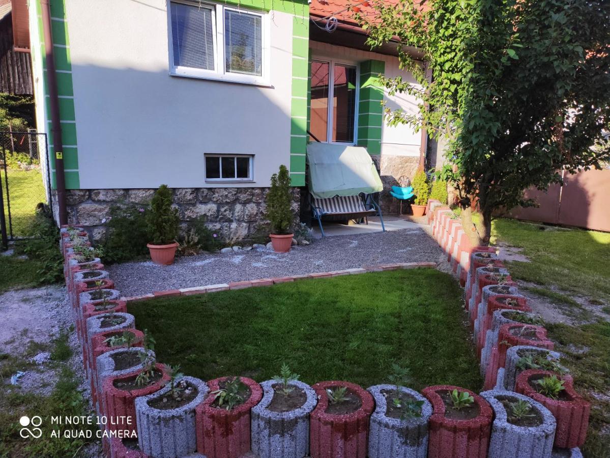 Apartman Lucky 5 Izbovy Rodinny Dom Buitenkant foto